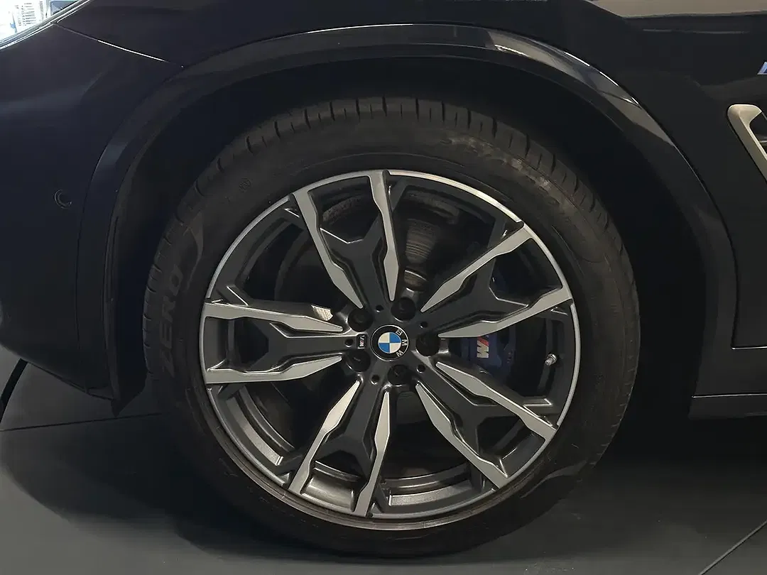 BMW X4 M - Thumbnail 5