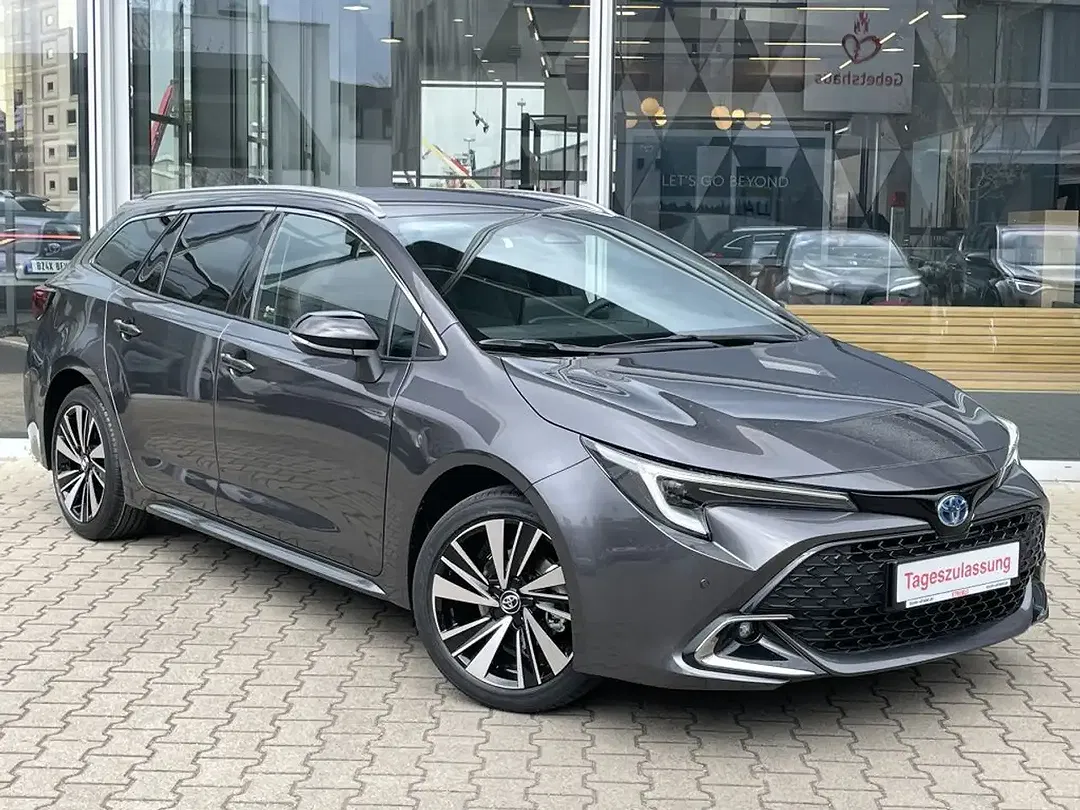 Toyota Corolla - Thumbnail 2