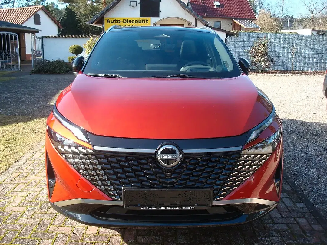 Nissan Qashqai - Thumbnail 2