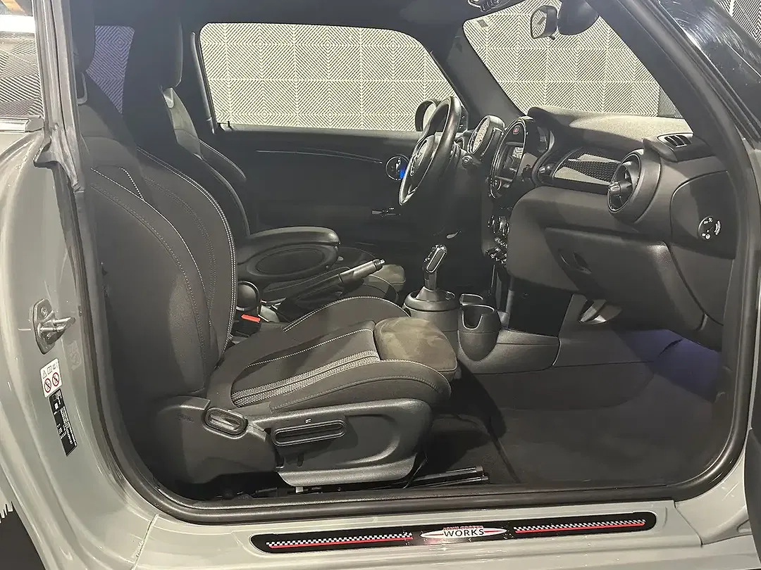 MINI John Cooper Works - Thumbnail 14