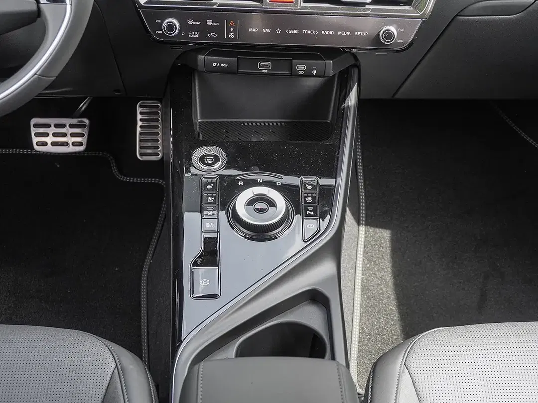 Kia Niro - Thumbnail 11