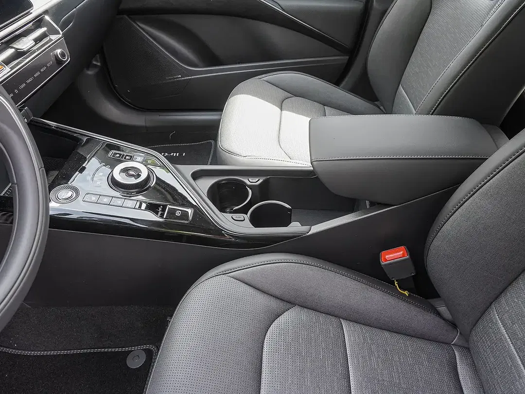Kia Niro - Thumbnail 13