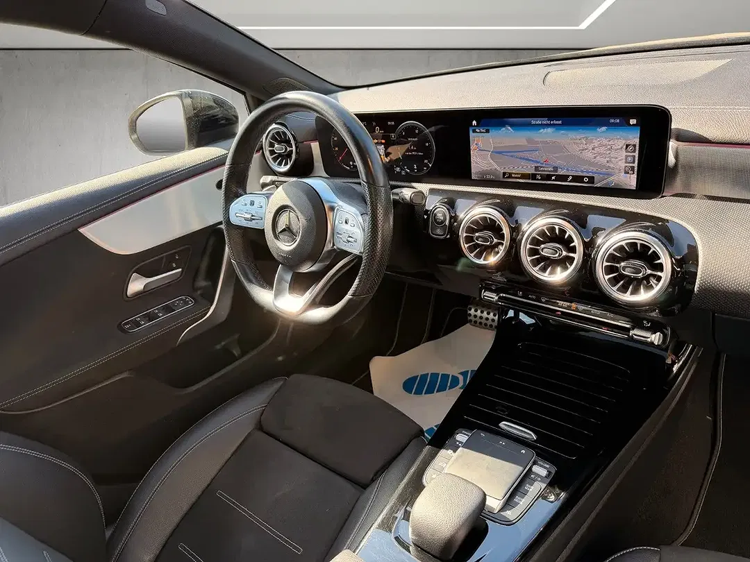 Mercedes-Benz A 200 - Thumbnail 10