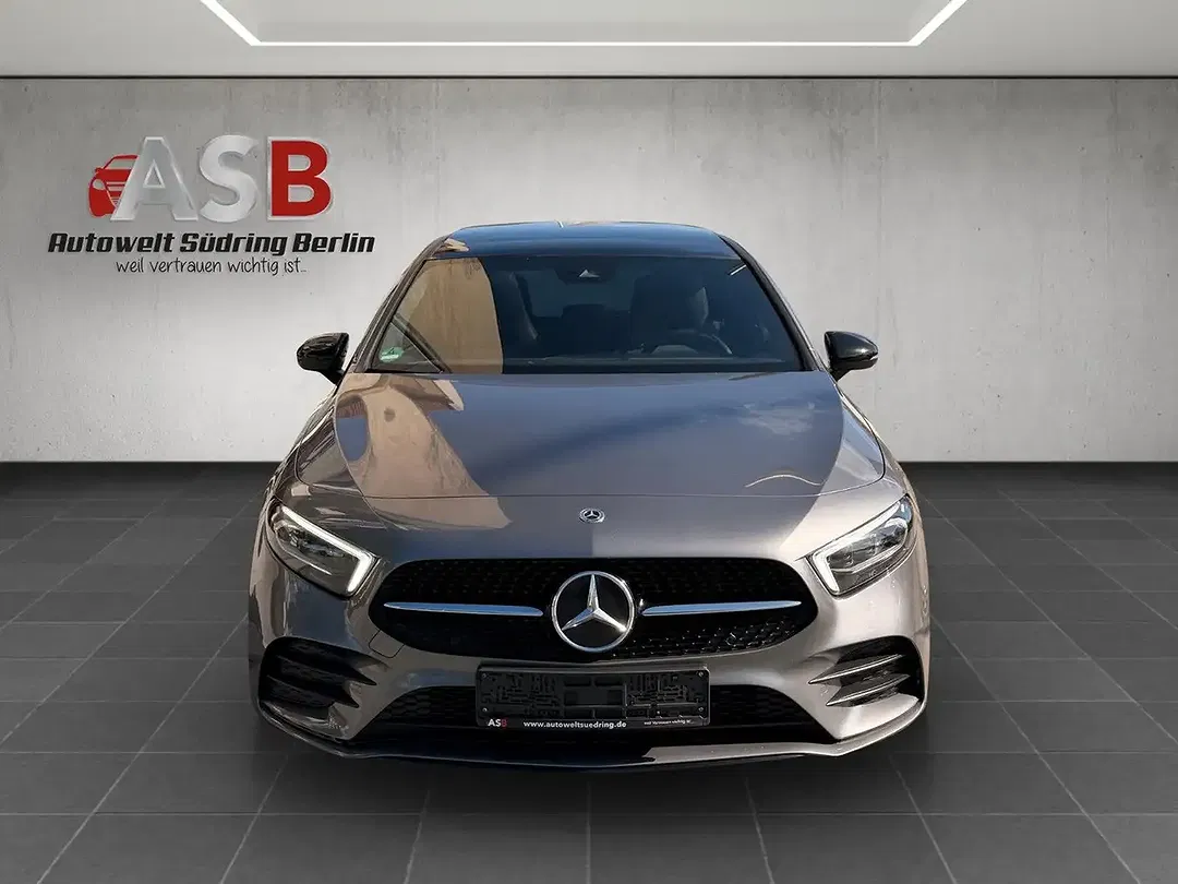 Mercedes-Benz A 200 - Thumbnail 2