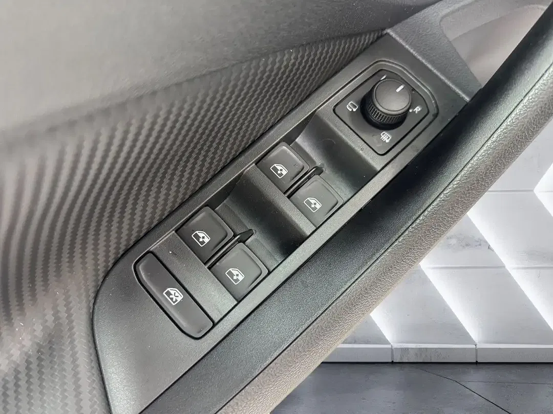 Skoda Kamiq - Thumbnail 11