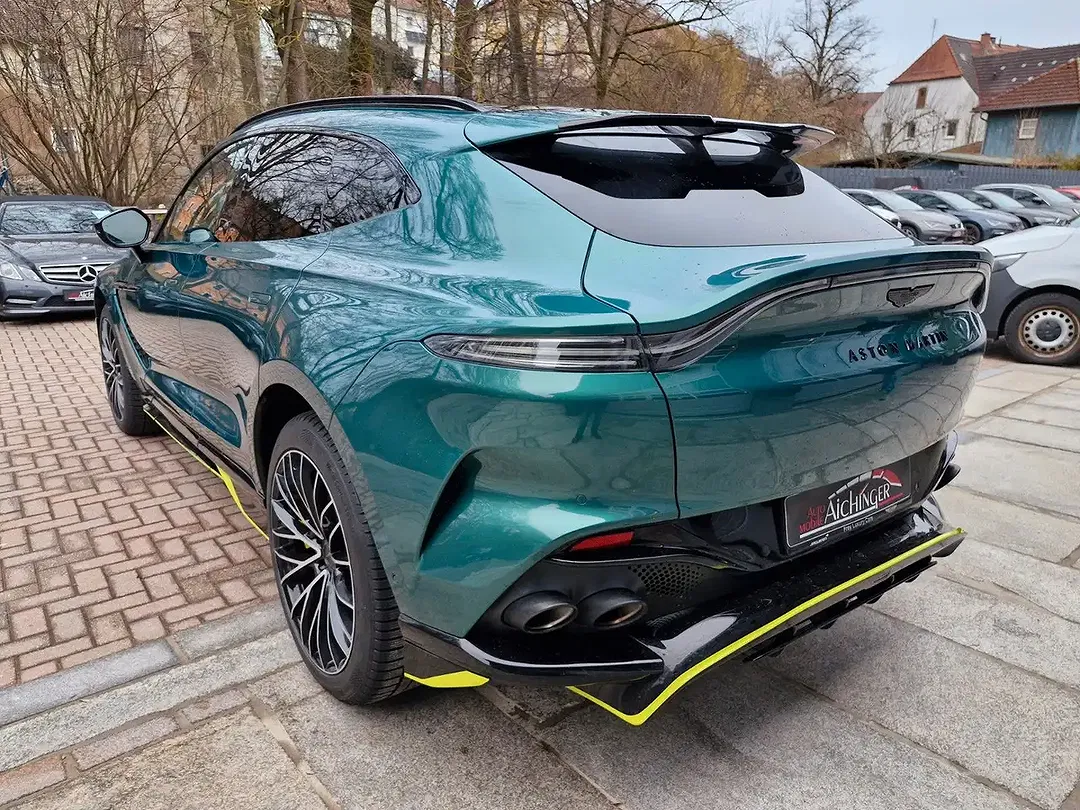 Aston Martin DBX - Thumbnail 7