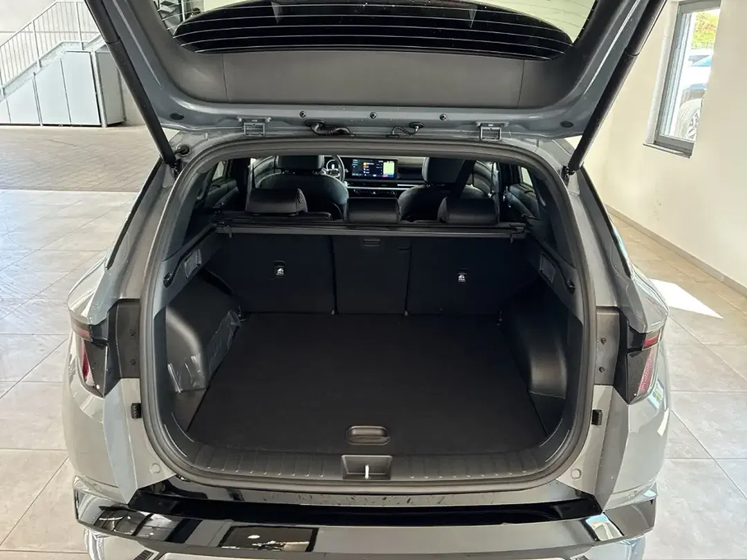 Hyundai TUCSON - Thumbnail 6