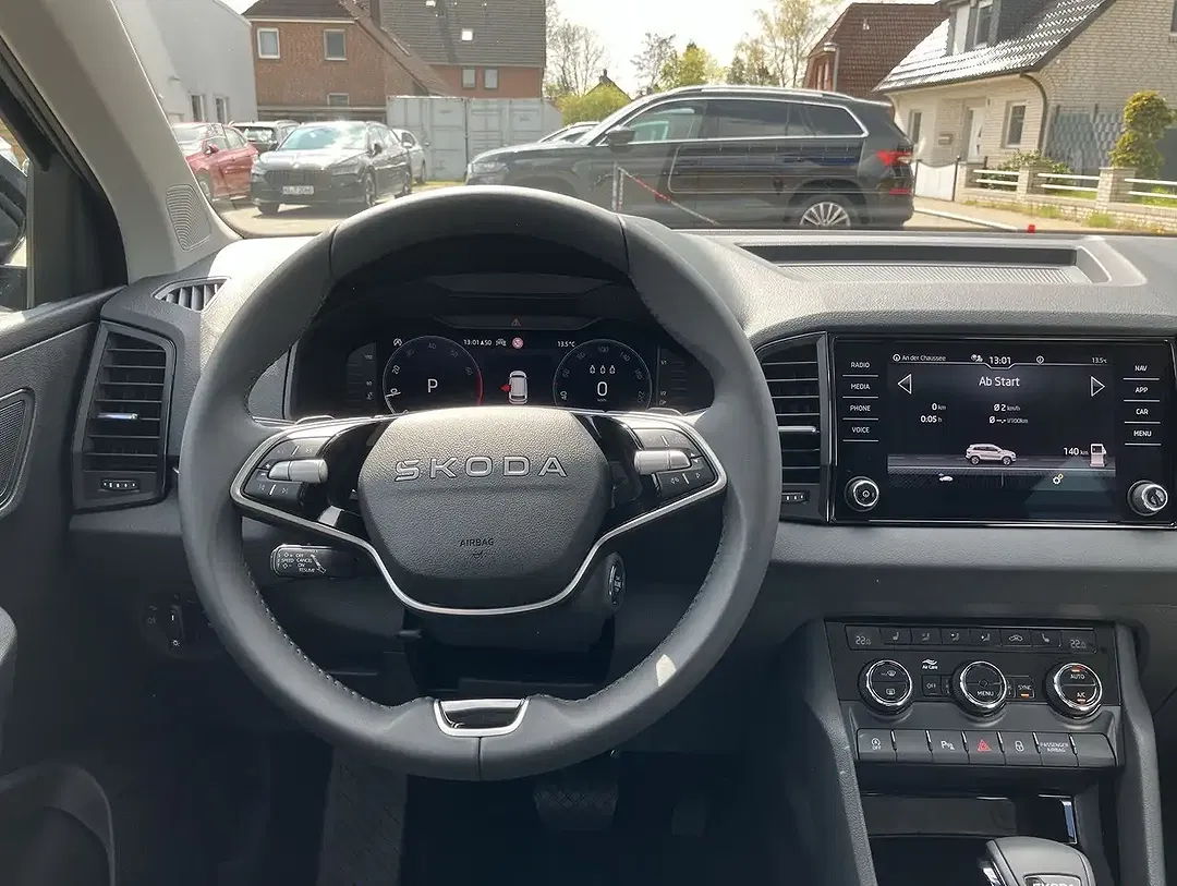 Skoda Karoq - Thumbnail 12