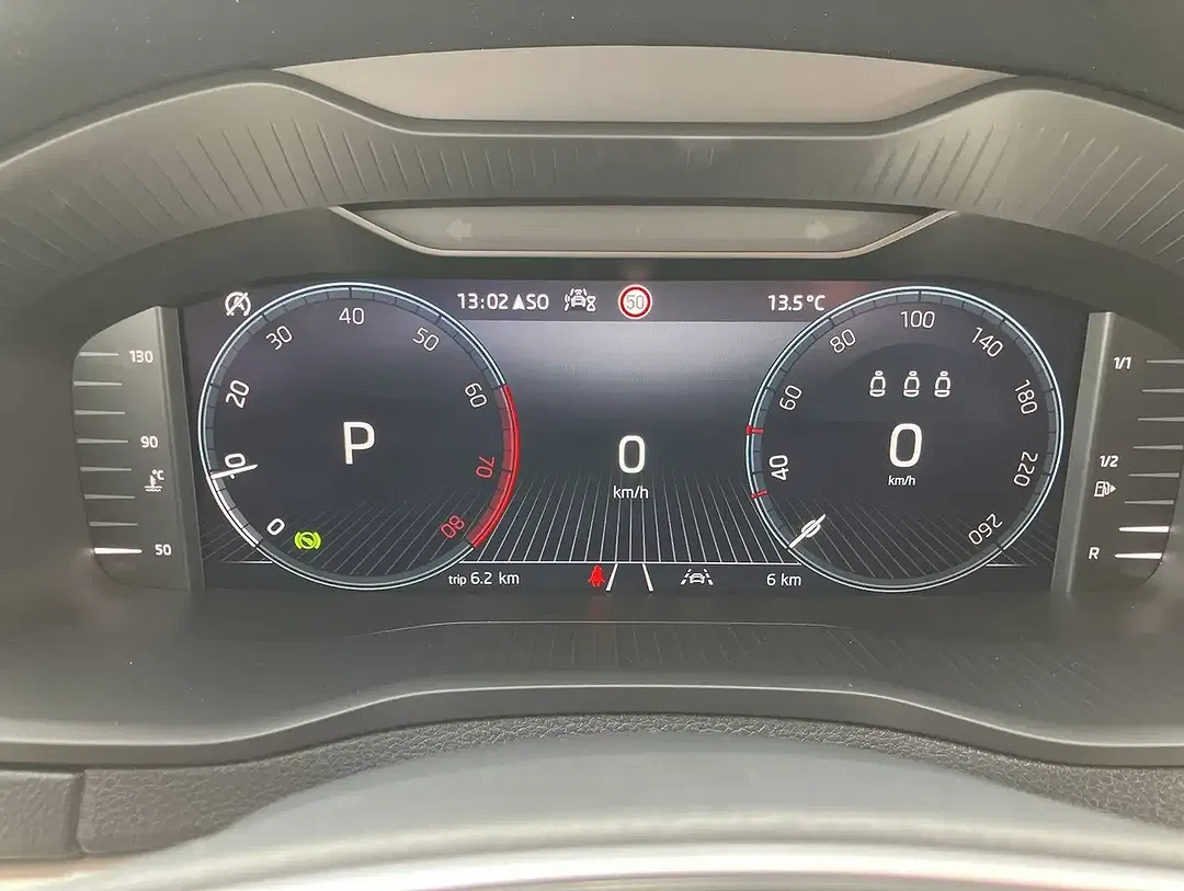 Skoda Karoq - Thumbnail 13