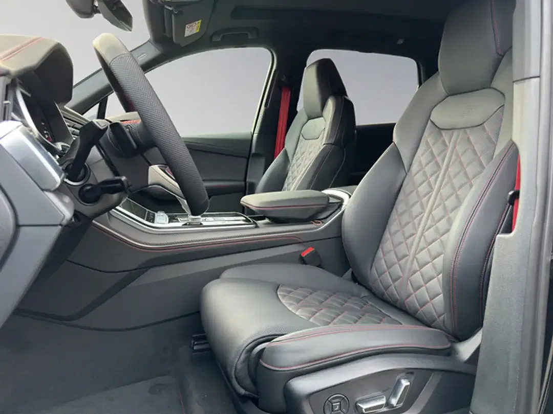 Audi Q7 - Thumbnail 11