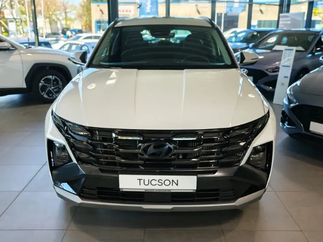 Hyundai TUCSON - Thumbnail 2