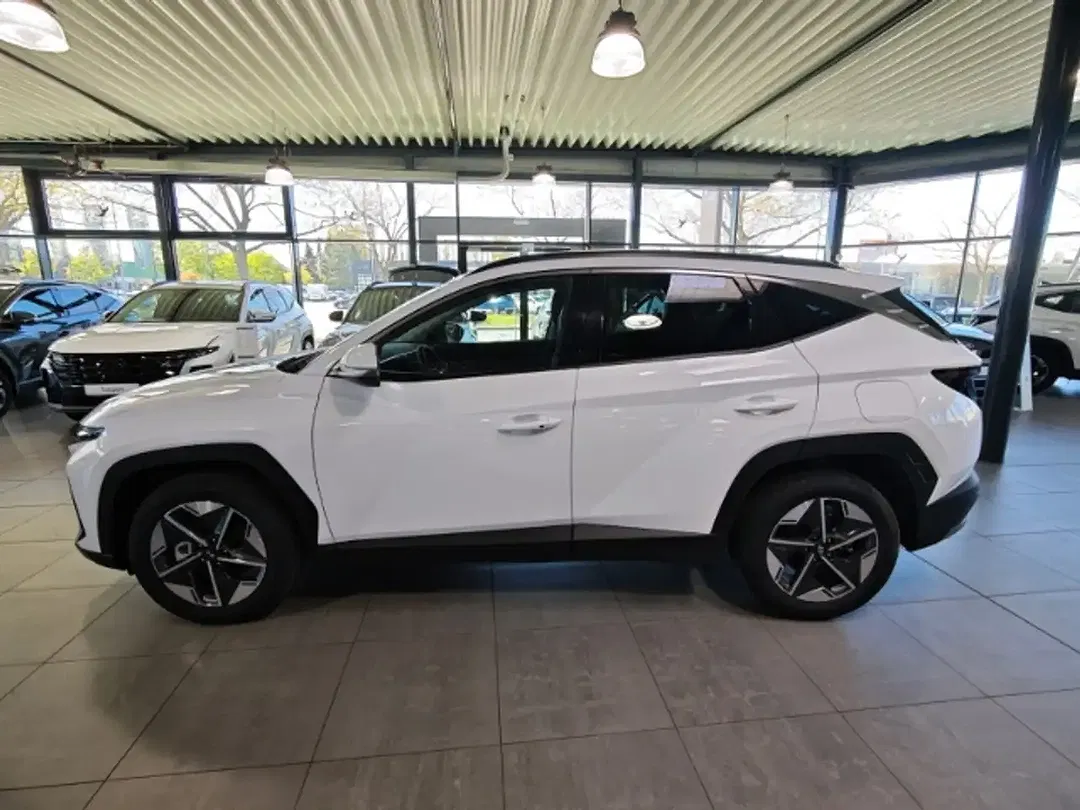 Hyundai TUCSON - Thumbnail 4