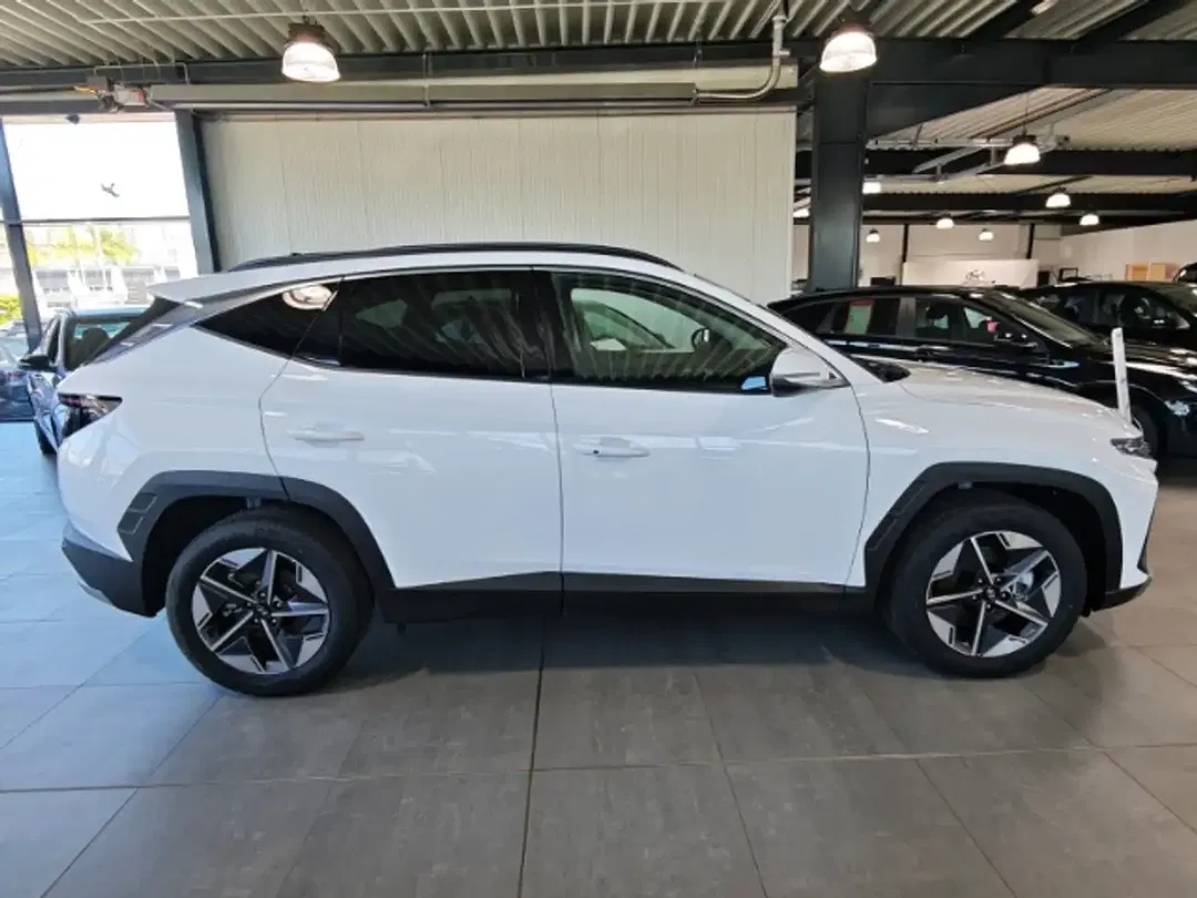 Hyundai TUCSON - Thumbnail 5