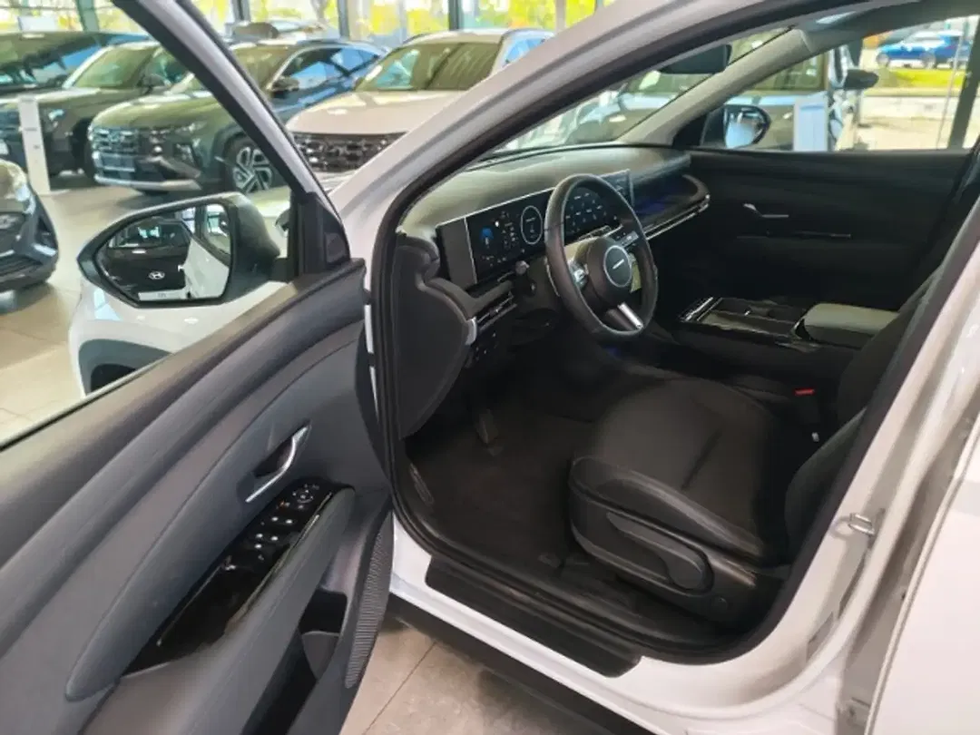 Hyundai TUCSON - Thumbnail 7