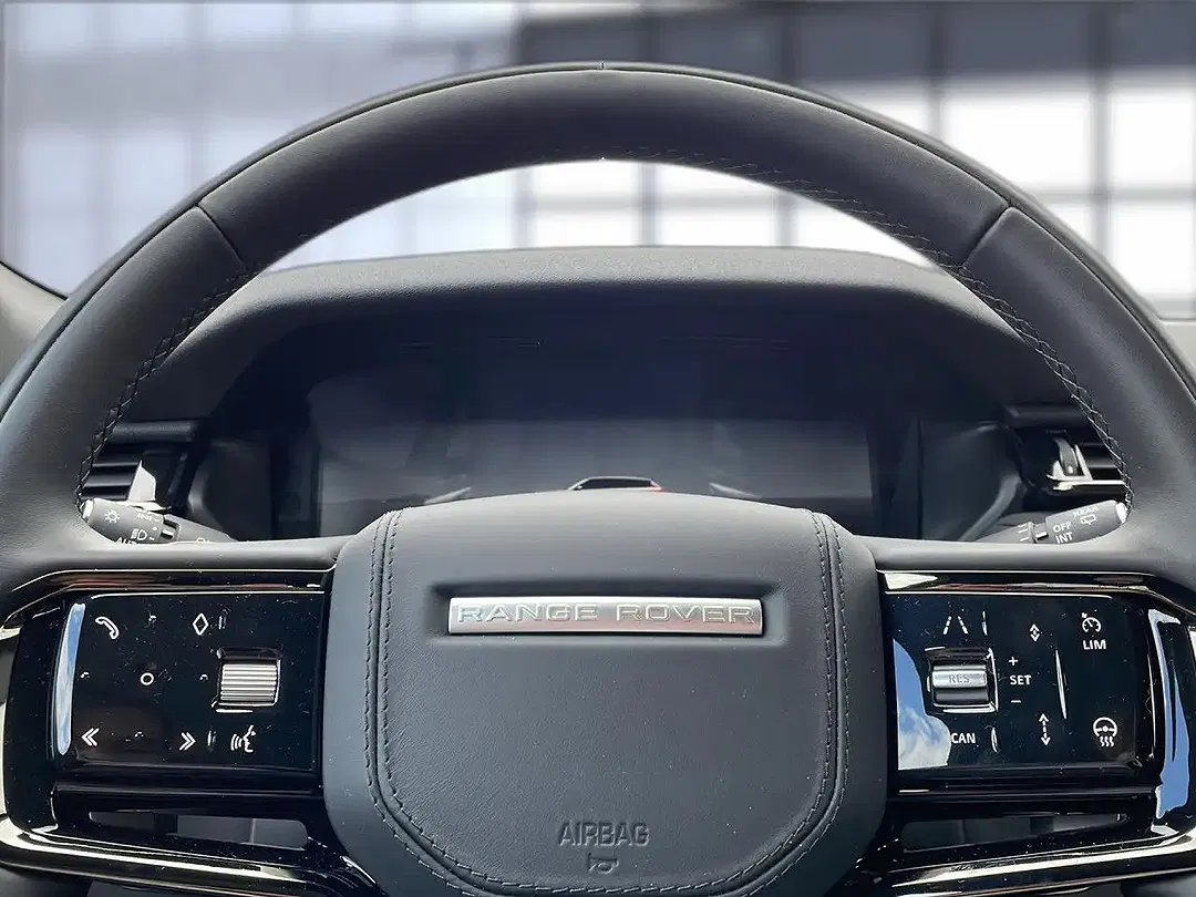Land Rover Range Rover Velar - Thumbnail 12