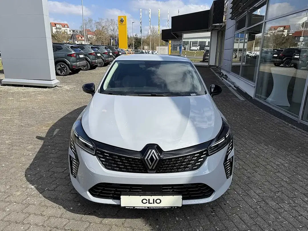 Renault Clio - Thumbnail 2