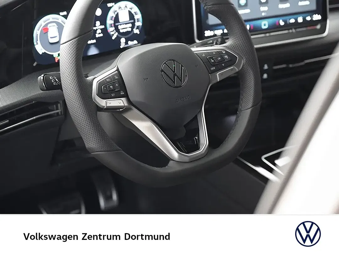Volkswagen Golf - Thumbnail 10