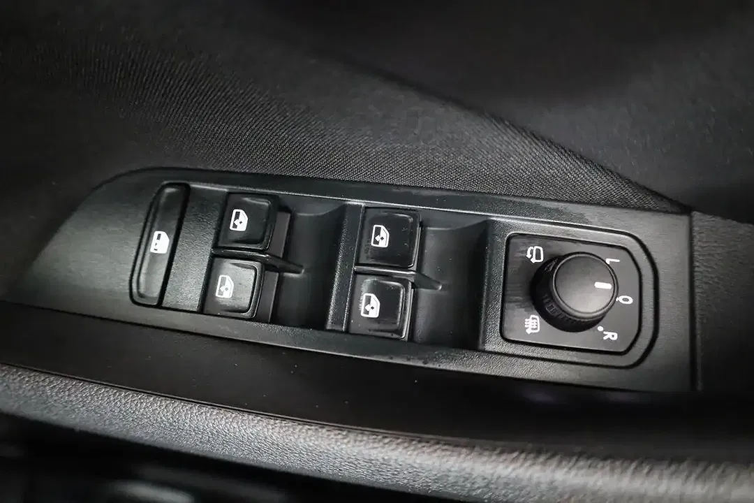 Skoda Kamiq - Thumbnail 8
