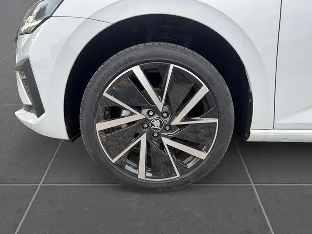 Skoda Scala - Thumbnail 9