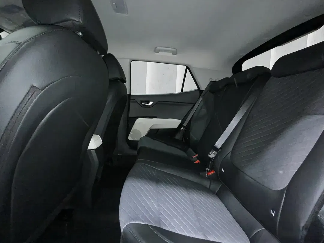 Kia Stonic - Thumbnail 11