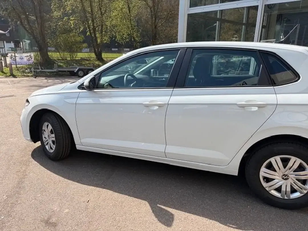 Volkswagen Polo - Thumbnail 7
