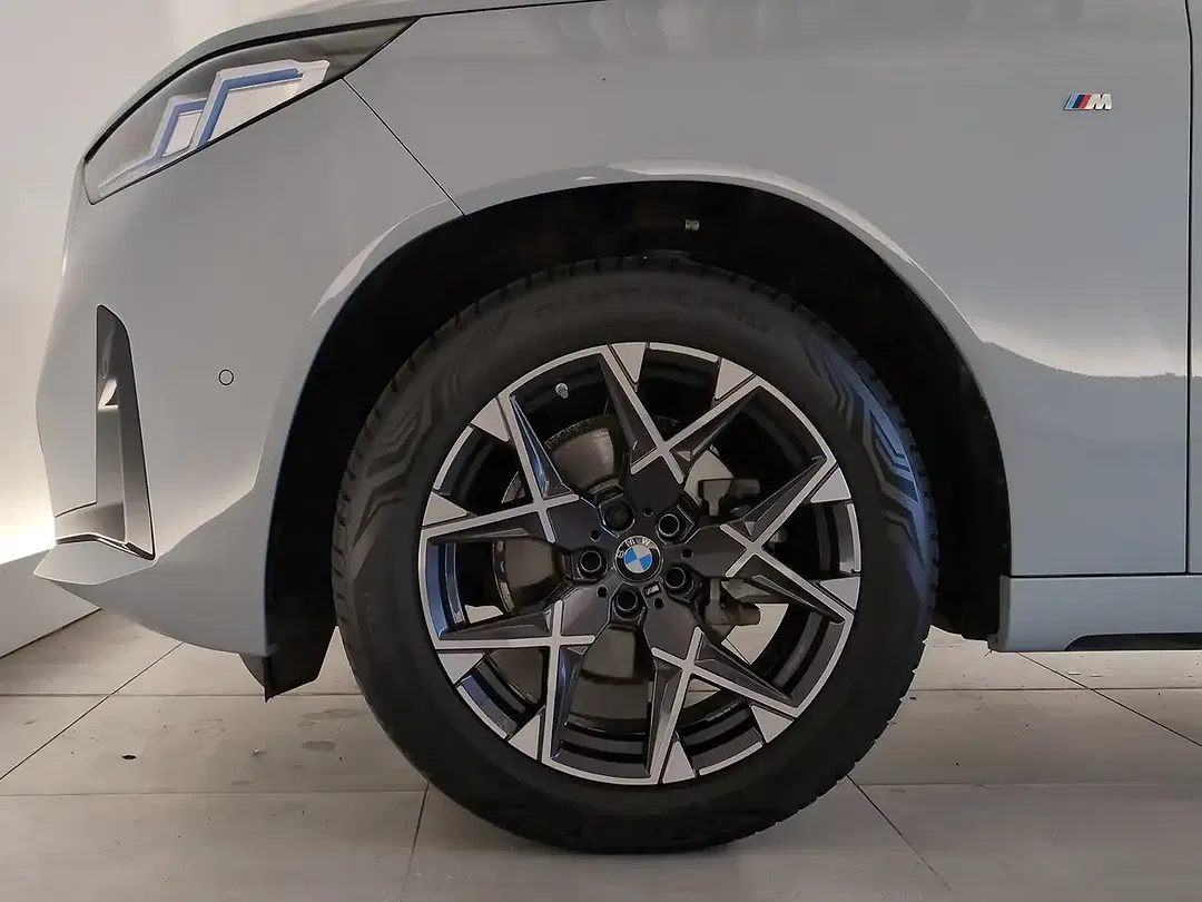 BMW X3 - Thumbnail 9