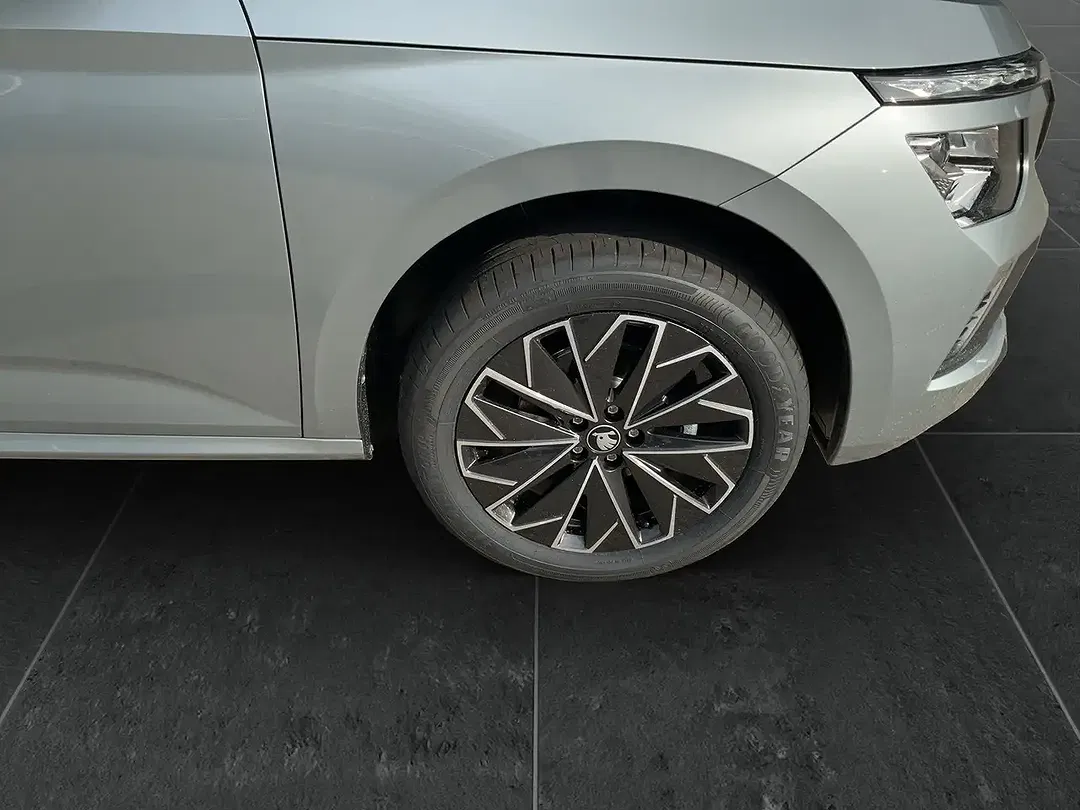Skoda Kamiq - Thumbnail 5