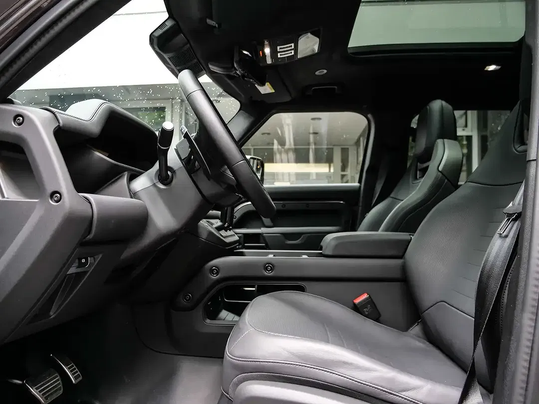 Land Rover Defender - Thumbnail 14