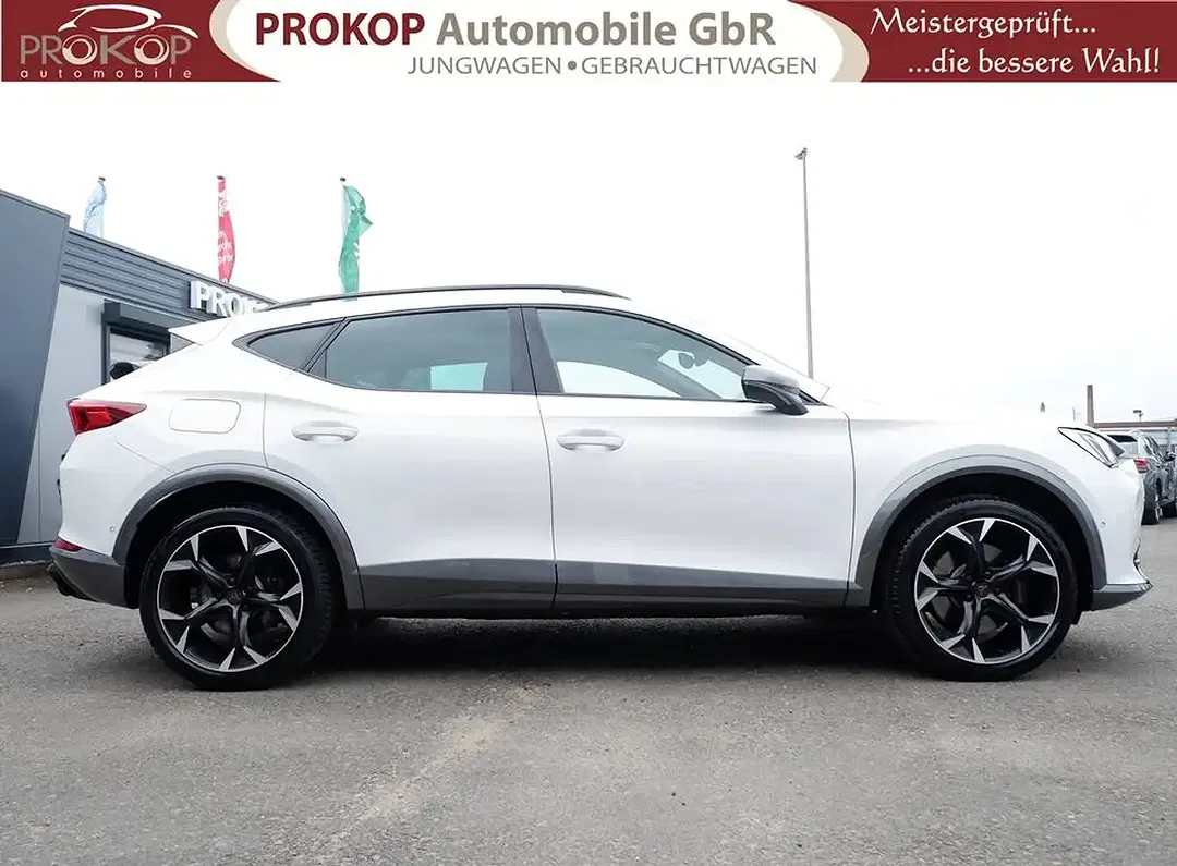 CUPRA Formentor - Thumbnail 4