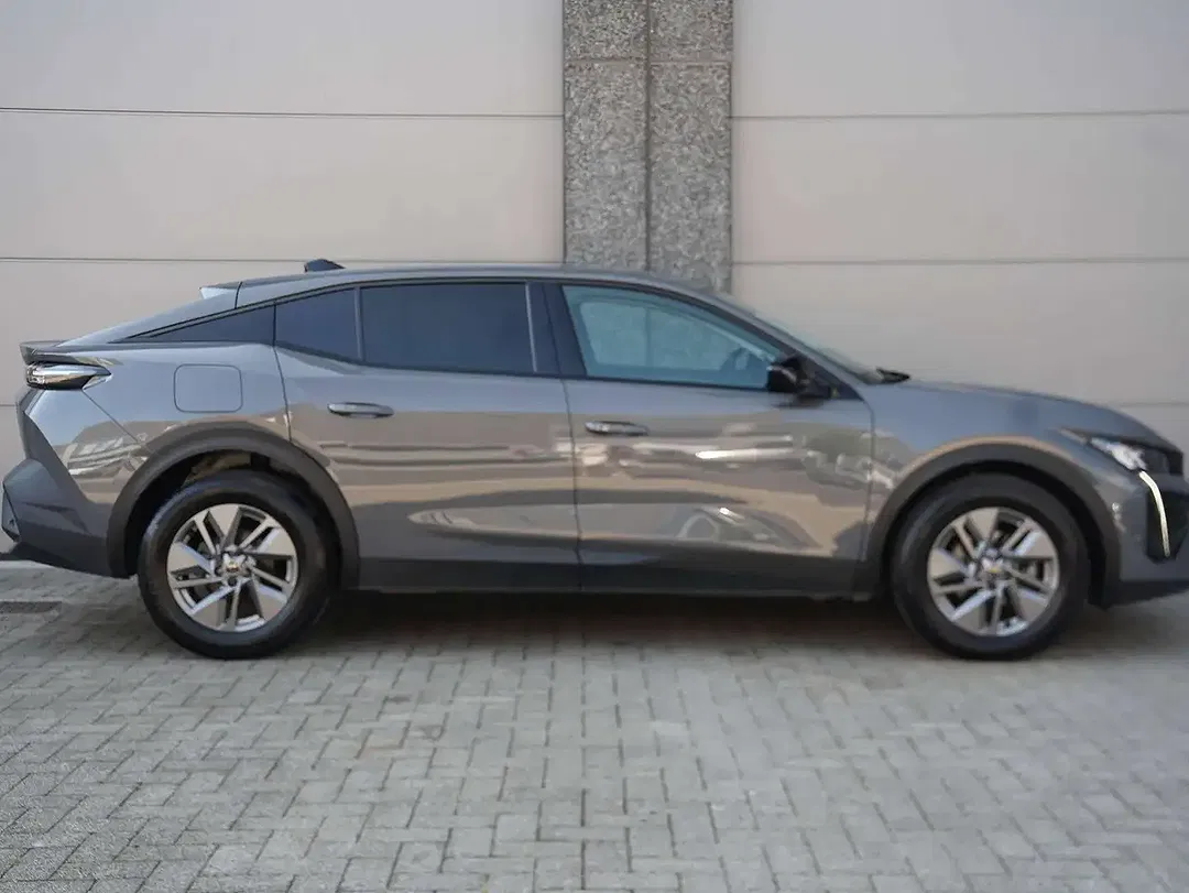 Peugeot 408 - Thumbnail 15