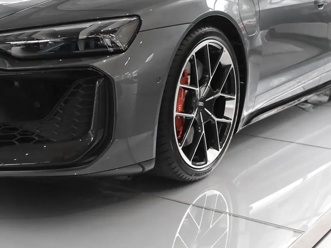 Audi RS e-tron GT - Thumbnail 7