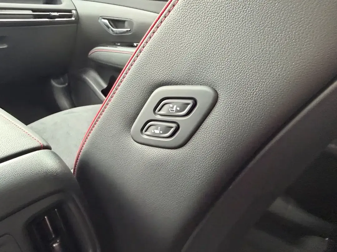 Hyundai TUCSON - Thumbnail 12