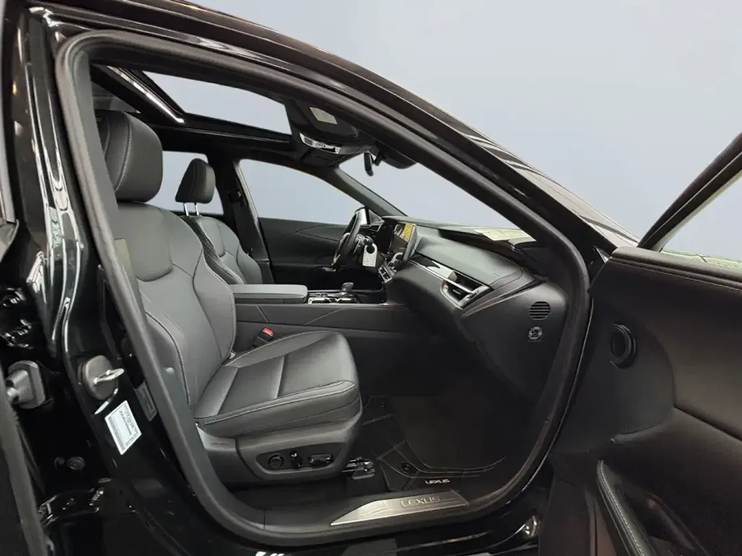 Lexus RX 450h - Thumbnail 5