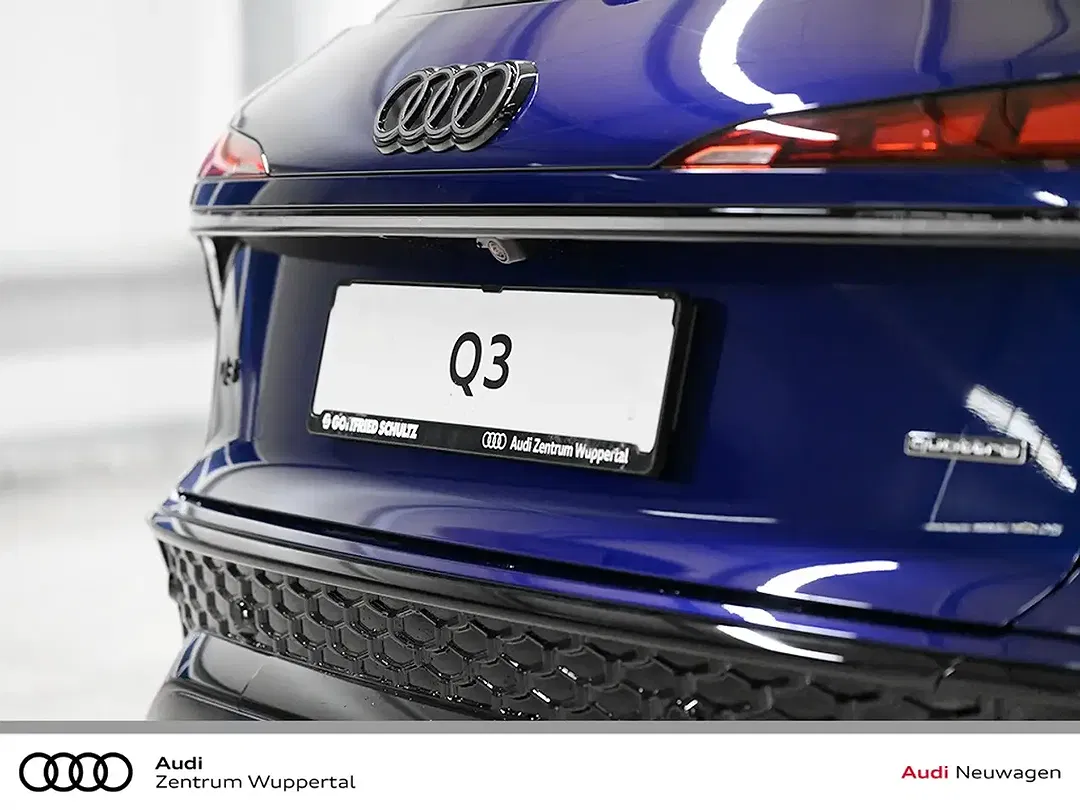 Audi Q3 - Thumbnail 8