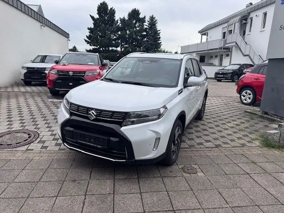 Suzuki Vitara - Thumbnail 3