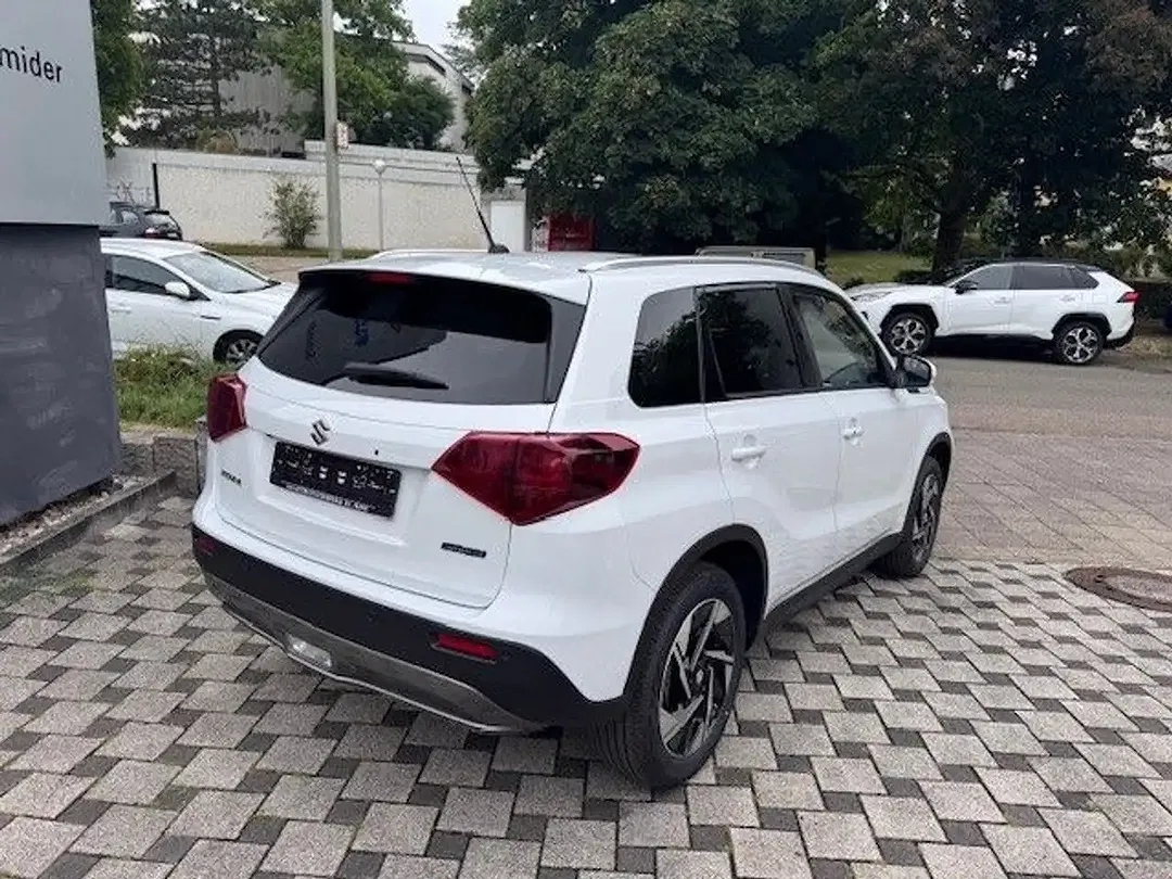 Suzuki Vitara - Thumbnail 7
