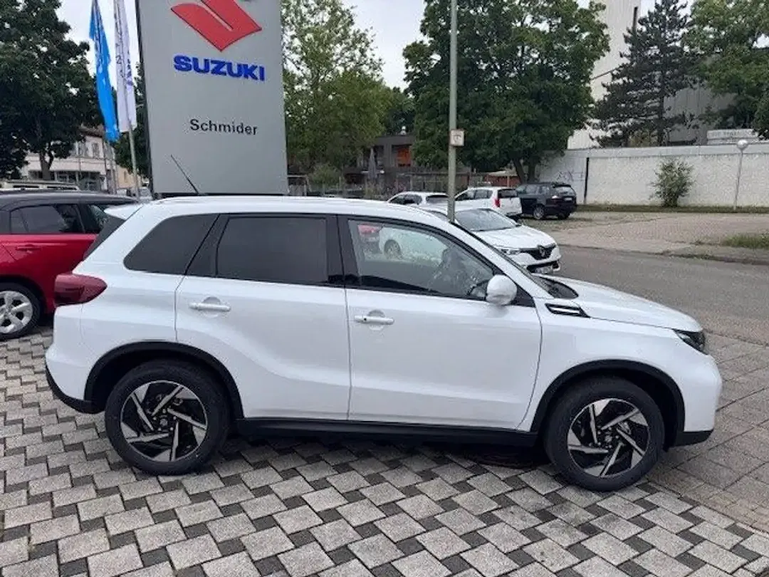Suzuki Vitara - Thumbnail 8