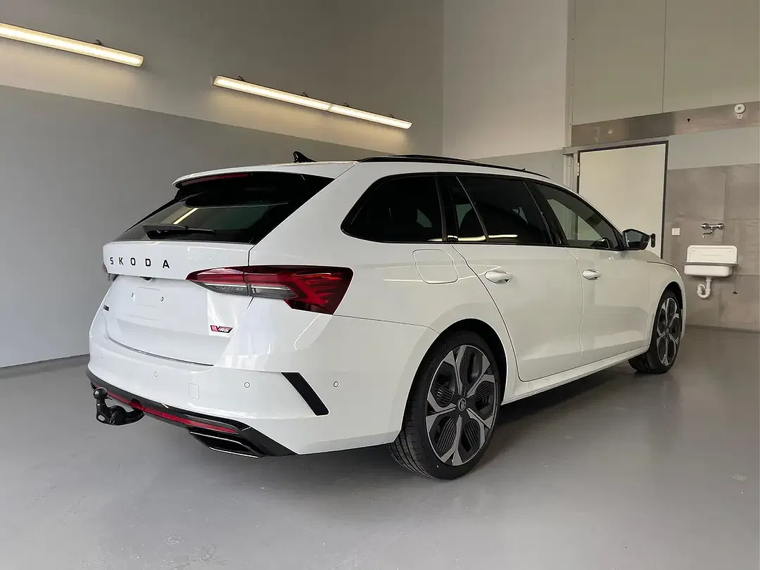 Skoda Octavia - Thumbnail 4