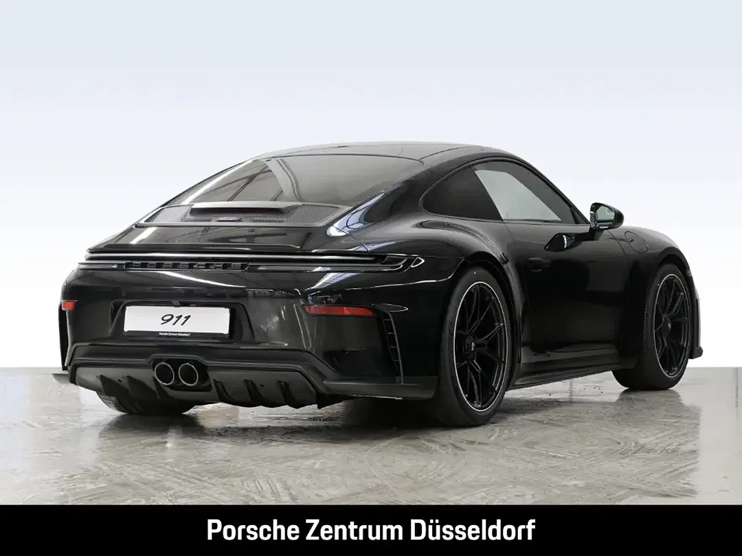 Porsche 992 - Thumbnail 6