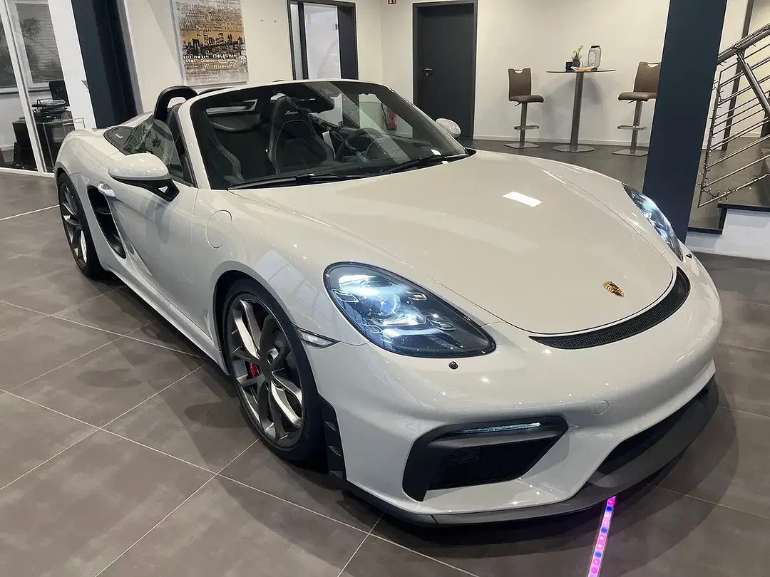 Porsche 718 Spyder - Thumbnail 10