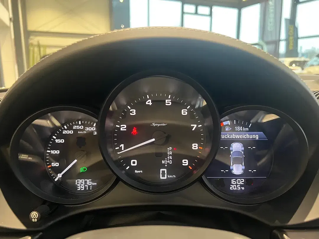 Porsche 718 Spyder - Thumbnail 22