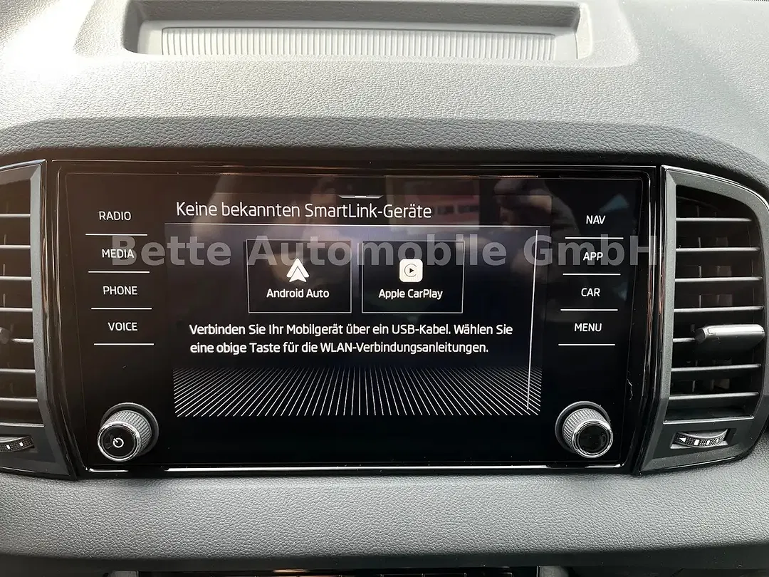 Skoda Karoq - Thumbnail 14