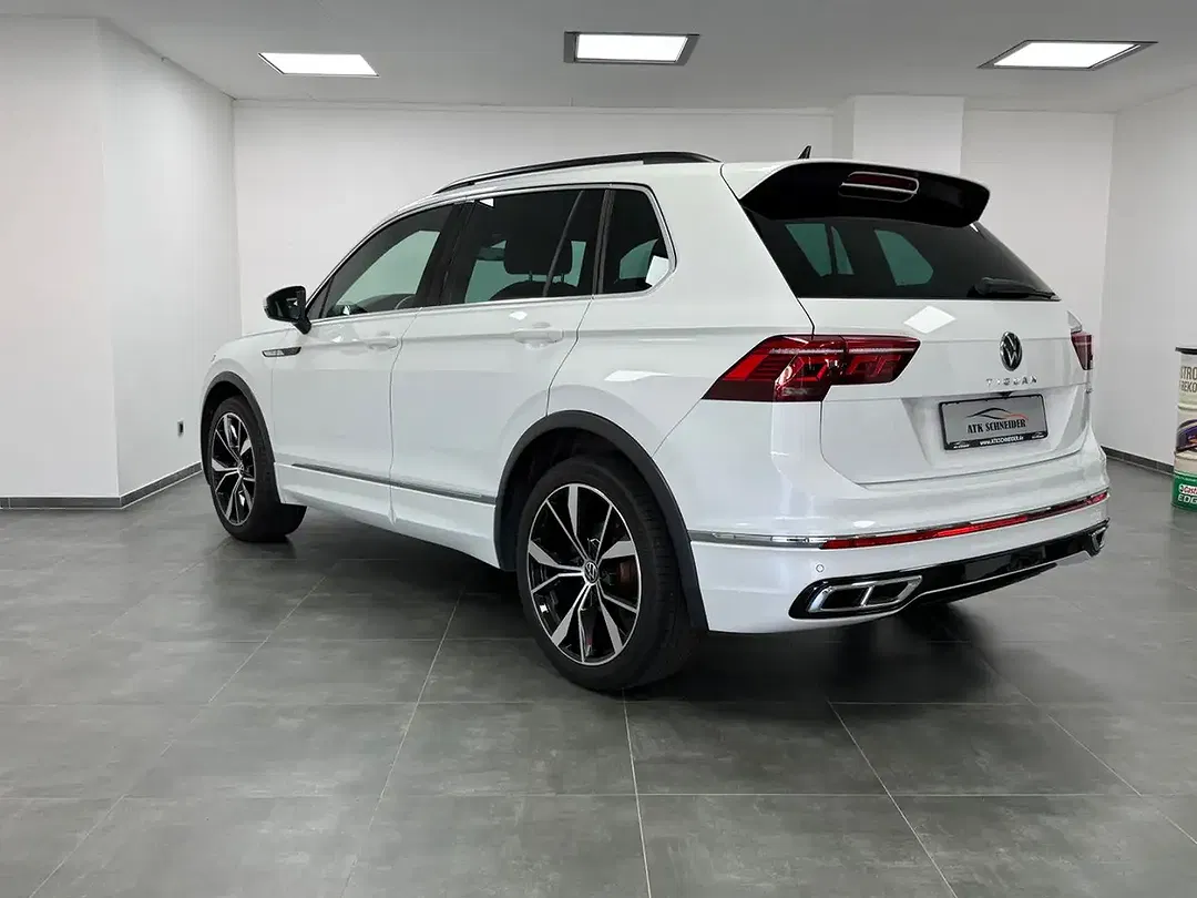 Volkswagen Tiguan - Thumbnail 3