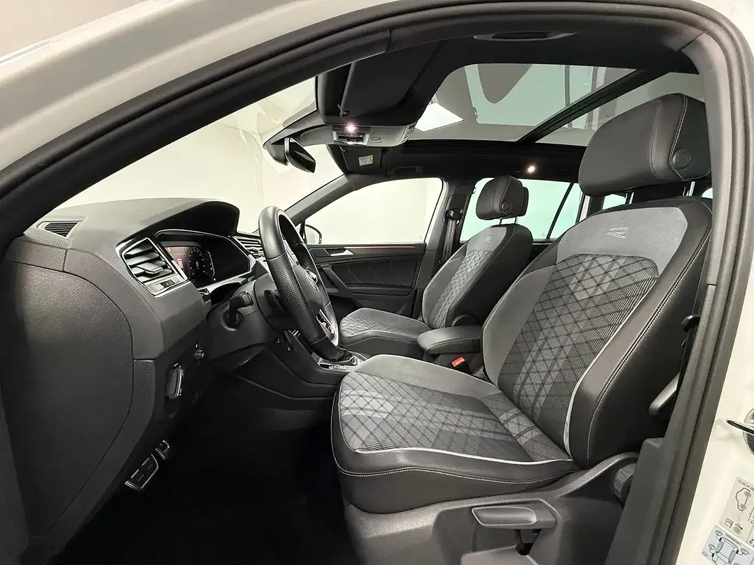 Volkswagen Tiguan - Thumbnail 8