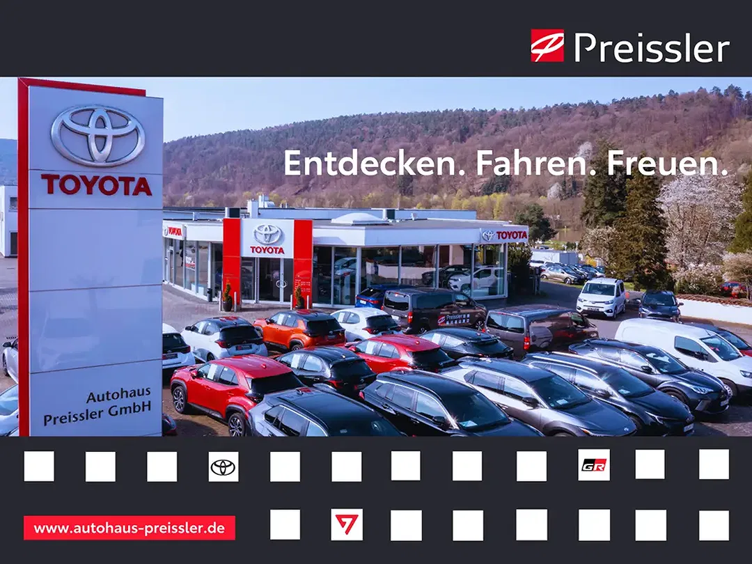Toyota Corolla - Thumbnail 13