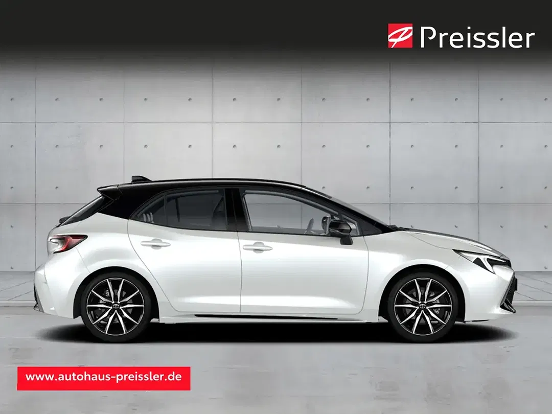 Toyota Corolla - Thumbnail 9