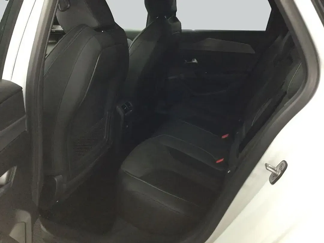 Peugeot 308 - Thumbnail 9
