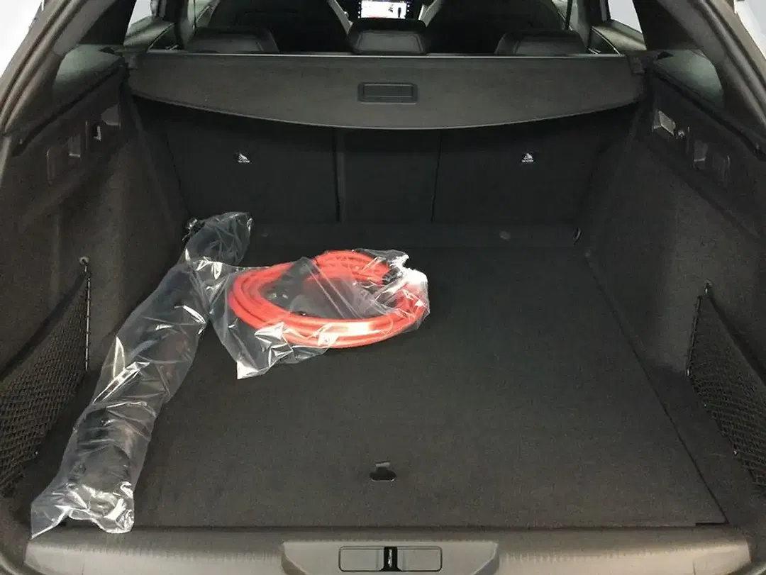 Peugeot 308 - Thumbnail 7
