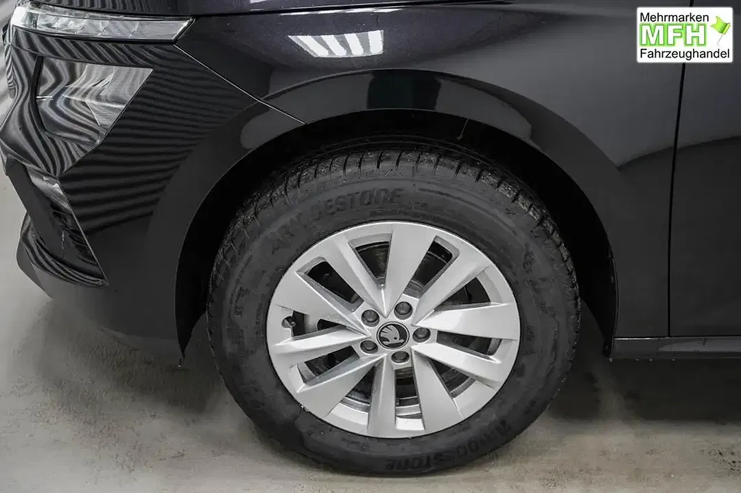 Skoda Kamiq - Thumbnail 4