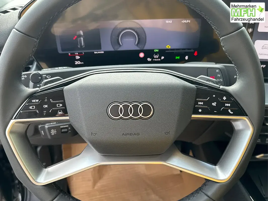 Audi Q3 - Thumbnail 15